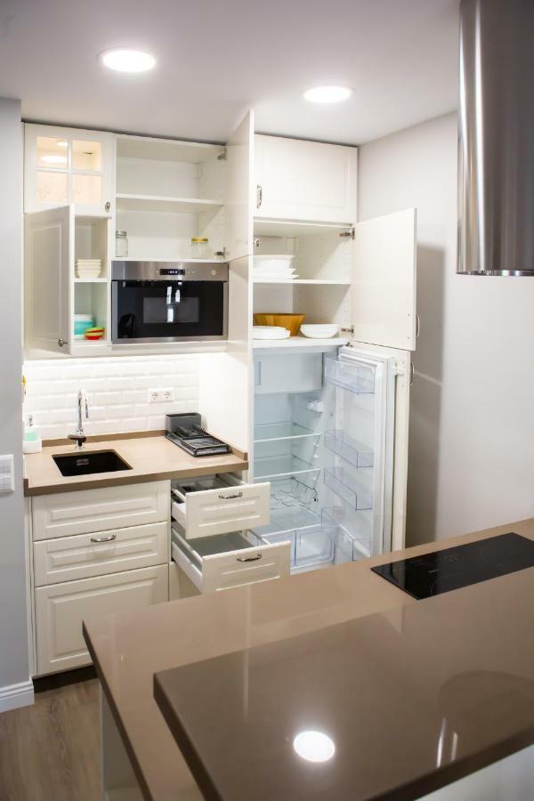 Beachfront Apartment In Fuengirola New Экстерьер фото